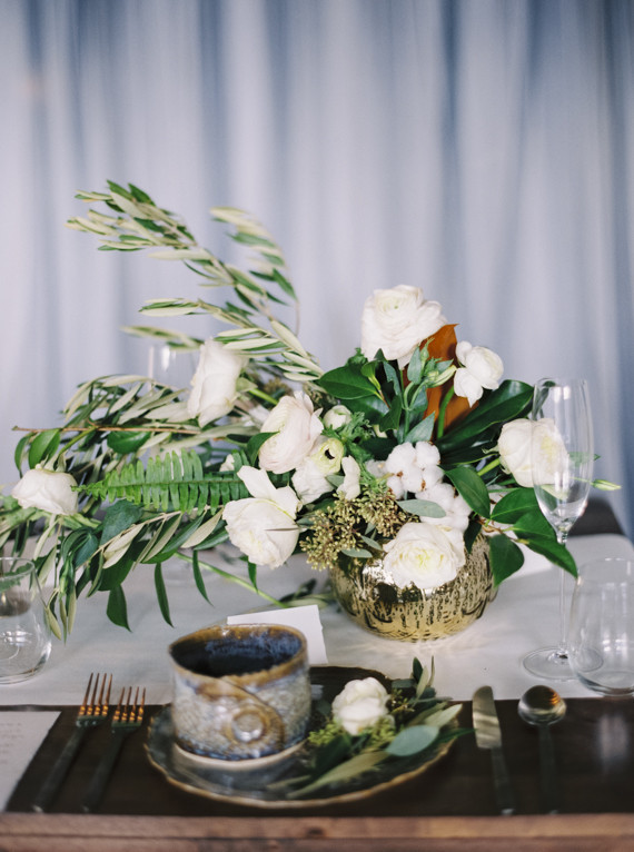 Winter wedding florals