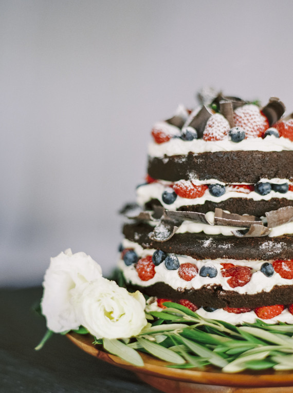 Naked wedding cake
