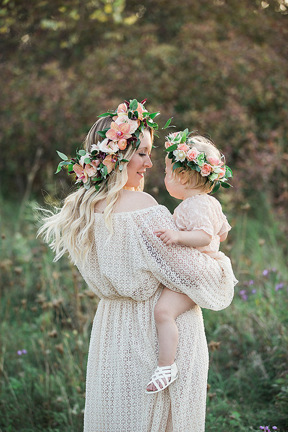 Flower crown maternity photos