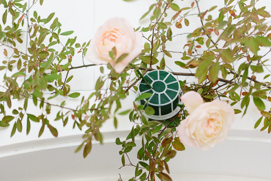 Floral ceremony arch DIY