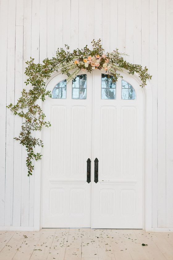 Floral ceremony arch DIY