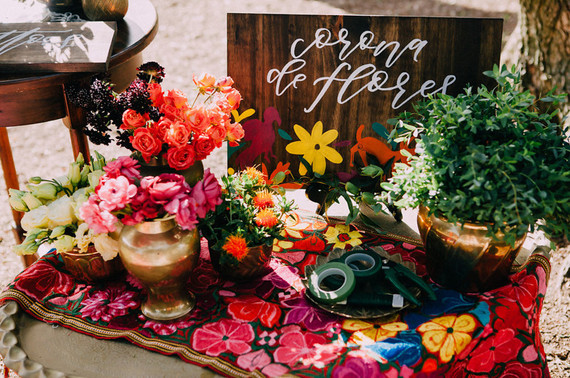 Flower crown station