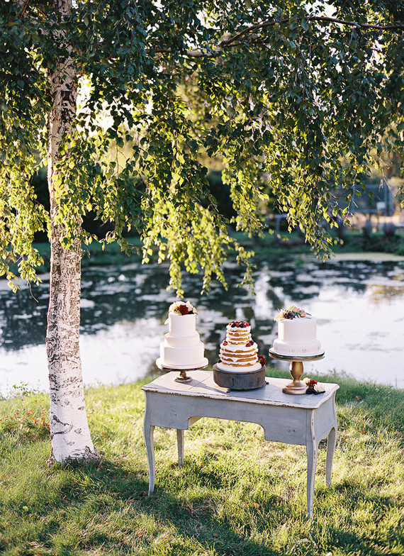 Wedding cake display