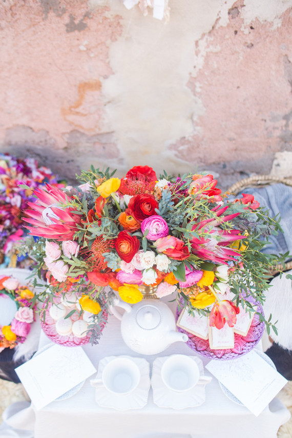 bright modern floral arrangement