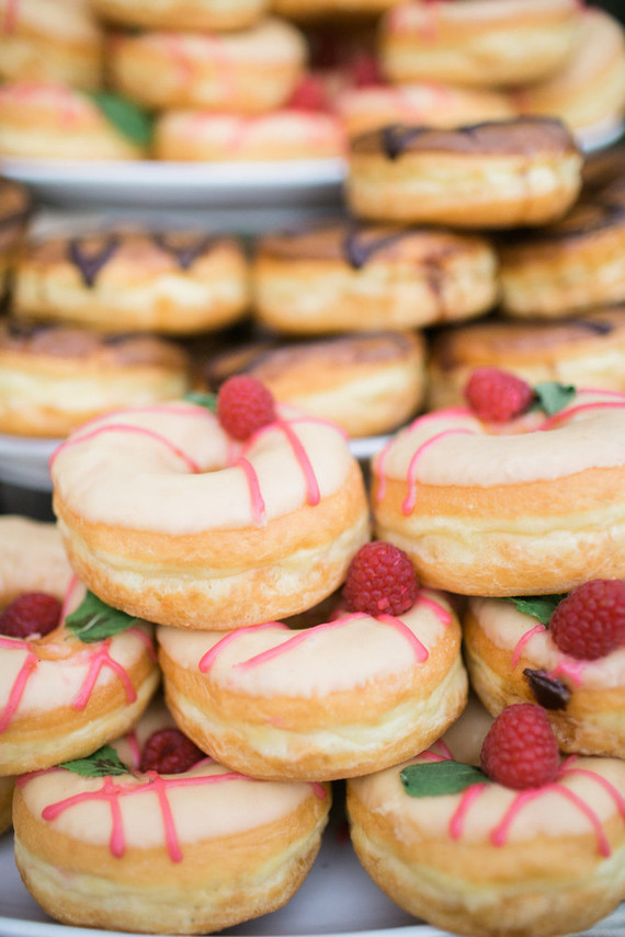 Donut dessert display