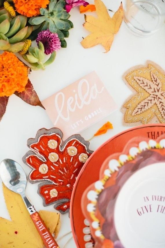 Kids thanksgiving table