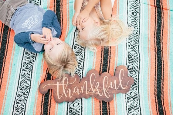 Kids thanksgiving table