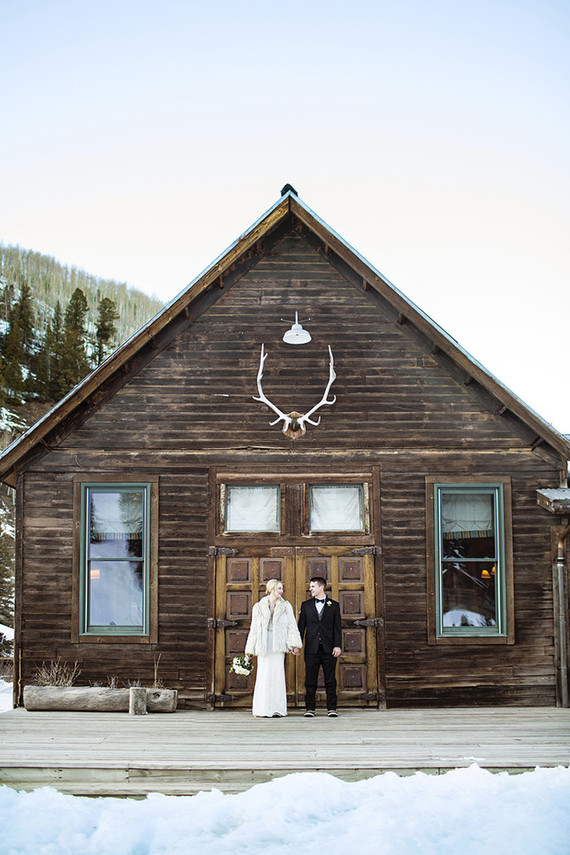 Snowy Colorado wedding