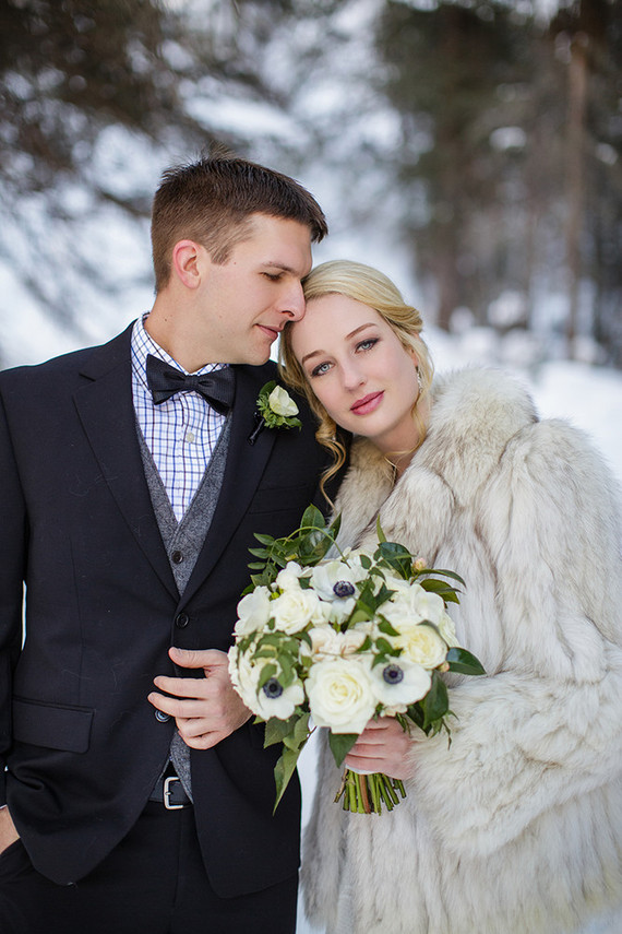 Snowy Colorado wedding