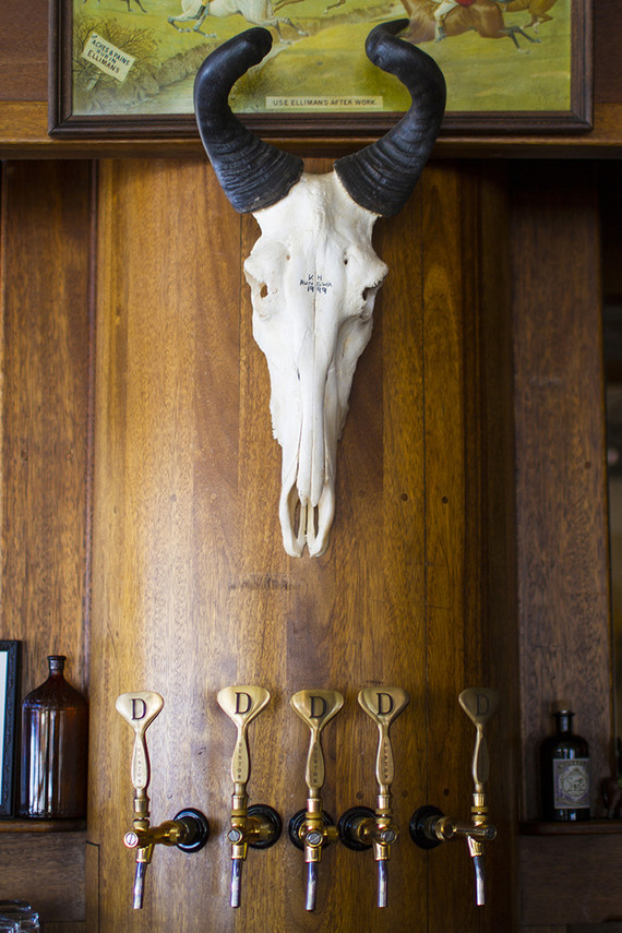 Snowy Colorado wedding