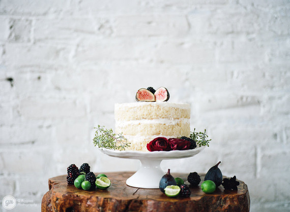 White naked cake