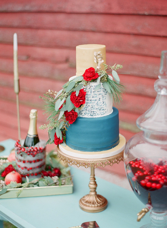 Elegant winter wedding cake