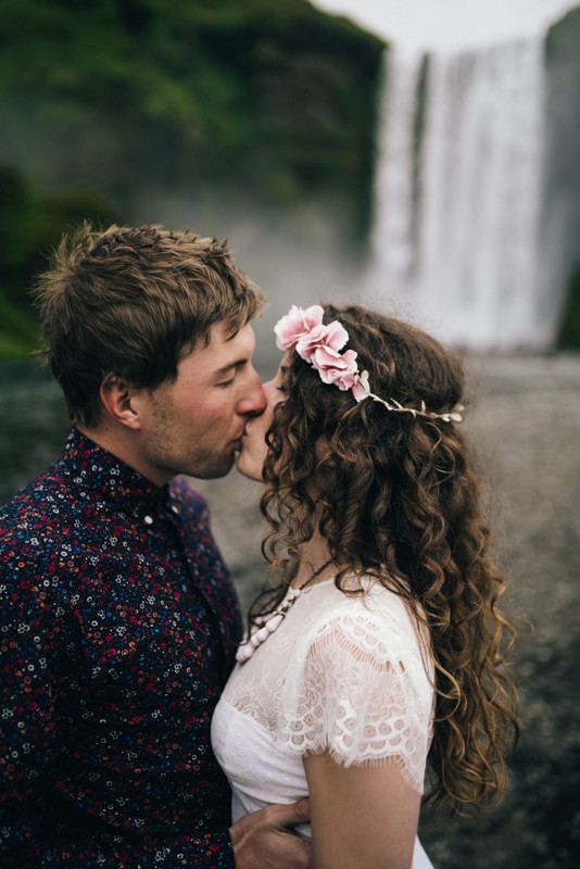 Iceland elopement