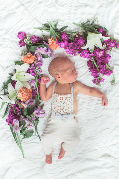 floral styled newborn photos Inspiration