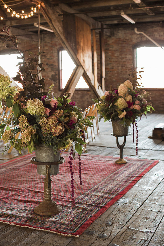 Autumn wedding ceremony