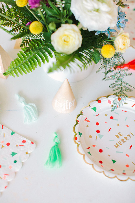 festive holiday paper plates
