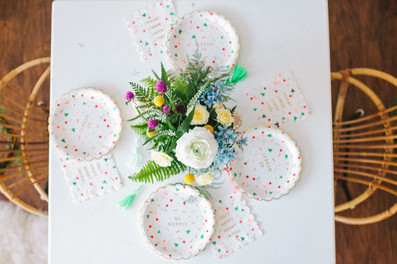 festive holiday paper plates