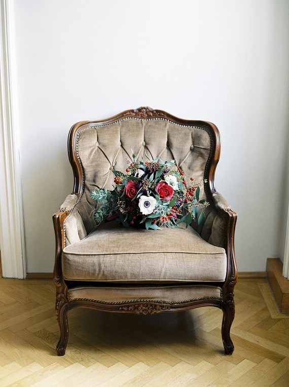 Winter bridal bouquet