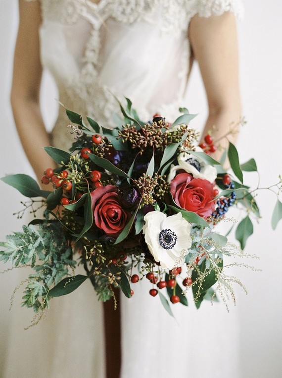Winter bridal bouquet