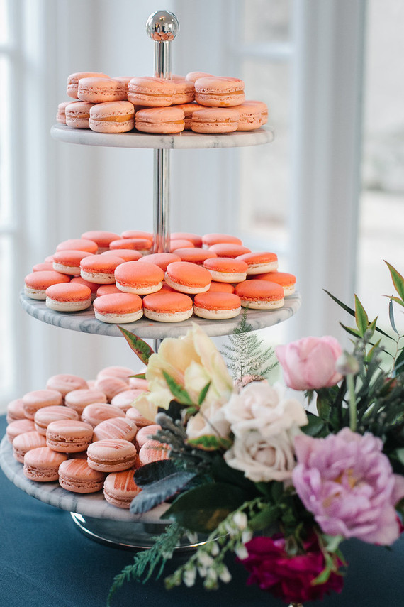 Macaron display