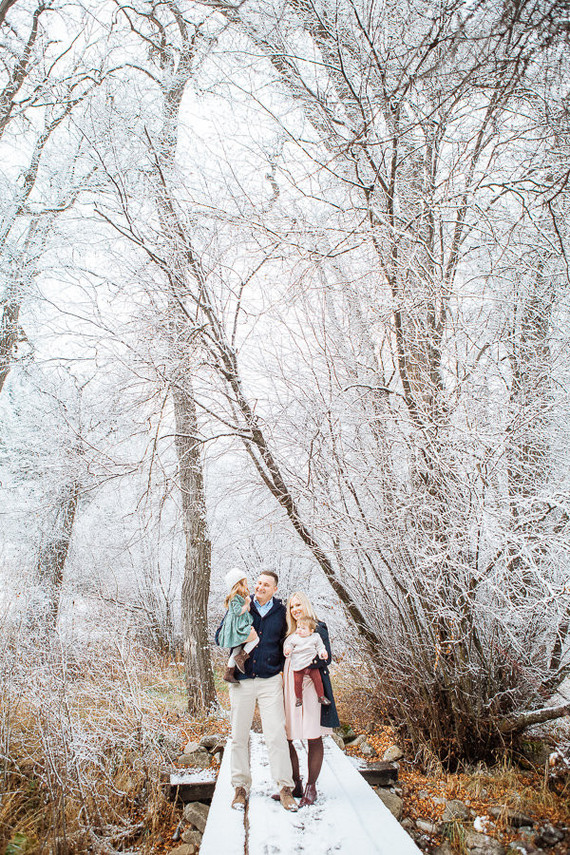 Snowy Utah family photos