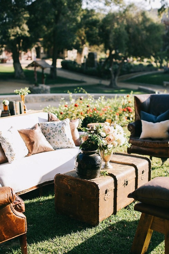 Rustic vintage lounge