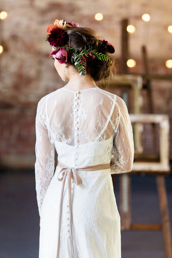 Long-sleeved wedding dress