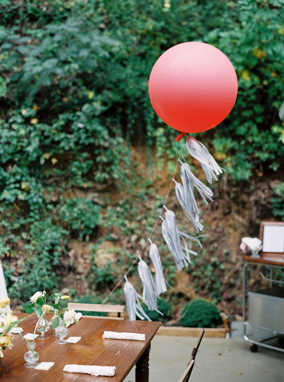 balloon with fringe