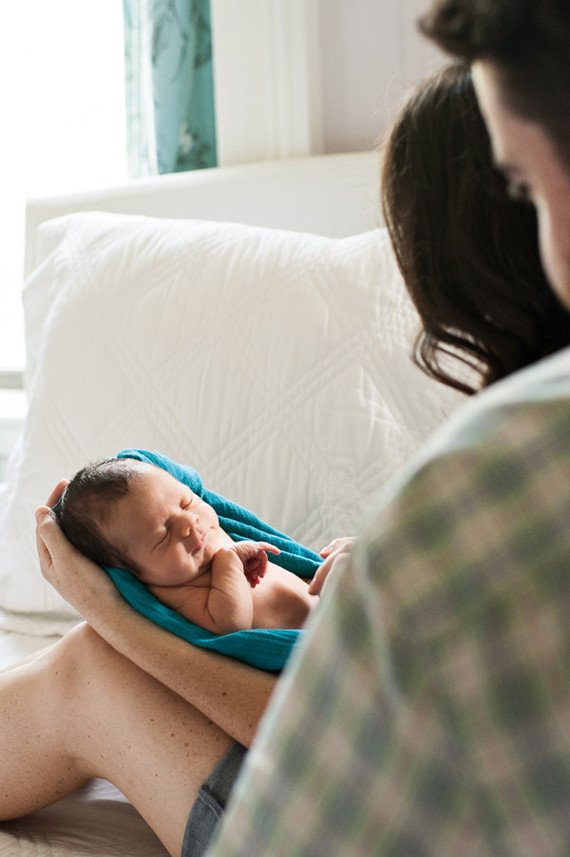 lifestyle newborn photos Inspiration