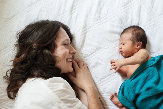 lifestyle newborn photos