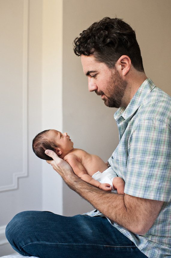 lifestyle newborn photos