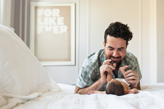 lifestyle newborn photos