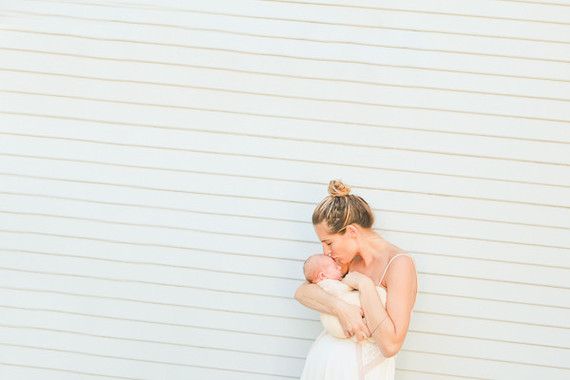 beachy newborn photos in Malibu