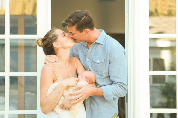 beachy newborn photos in Malibu