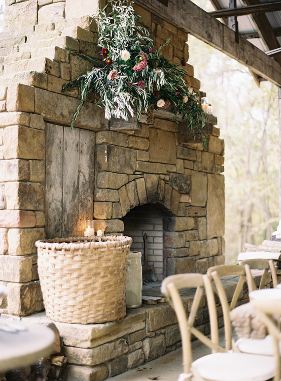 Rustic wedding decor