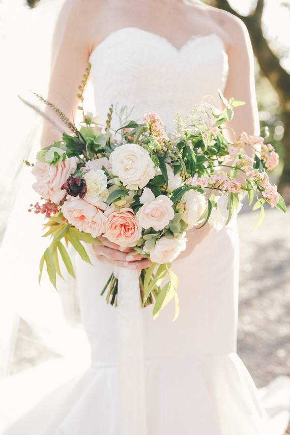 Soft pink bridal bouquet