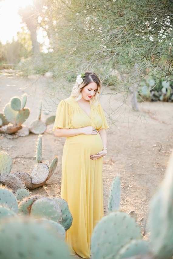 Cactus garden maternity photos