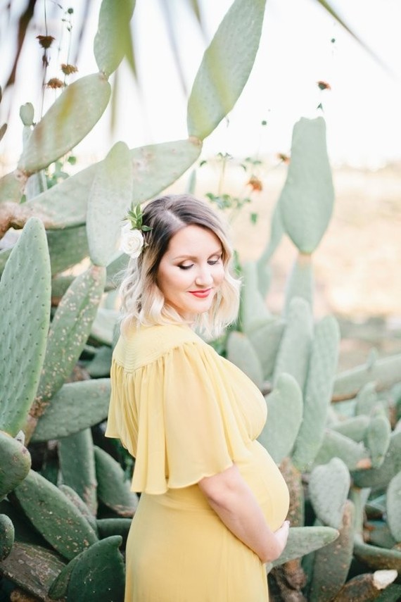 Cactus garden maternity photos