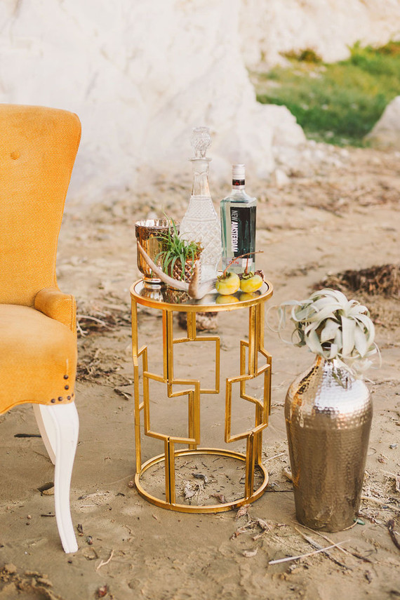 Modern cocktail display Inspiration