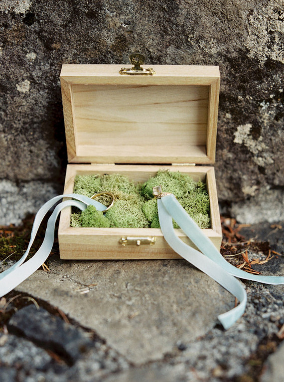 Oregon summer camp wedding