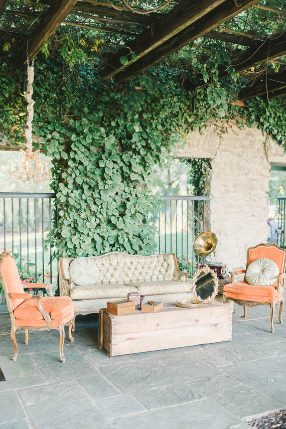 Vintage lounge area Inspiration