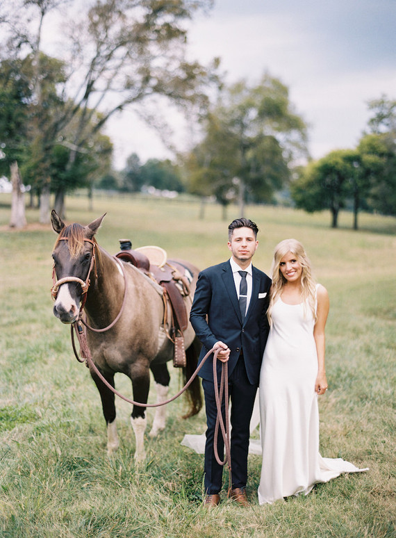 Rustic Tennessee wedding portrait