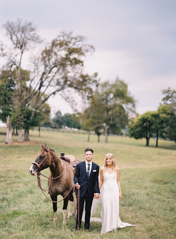 Rustic Tennessee wedding portrait