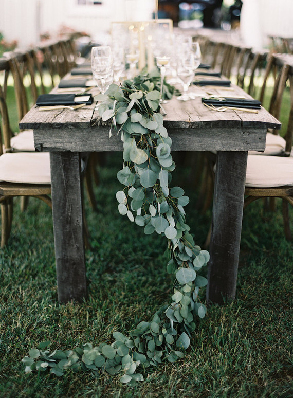 Rustic fall wedding tablescape