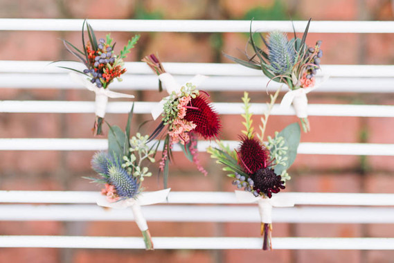 Groomsmen boutonniÃ¨res Inspiration