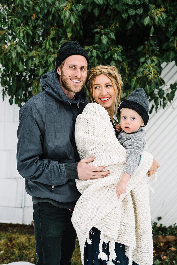 lifestyle family photos at home