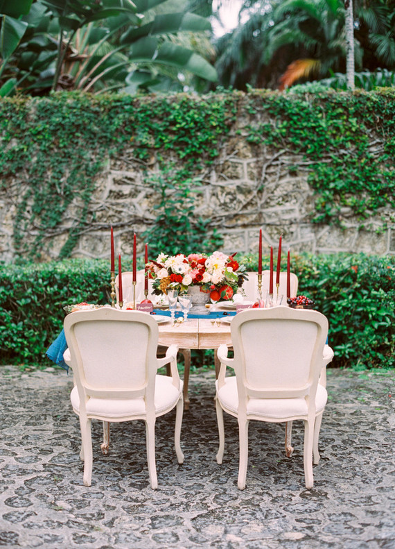 Romantic tablescape