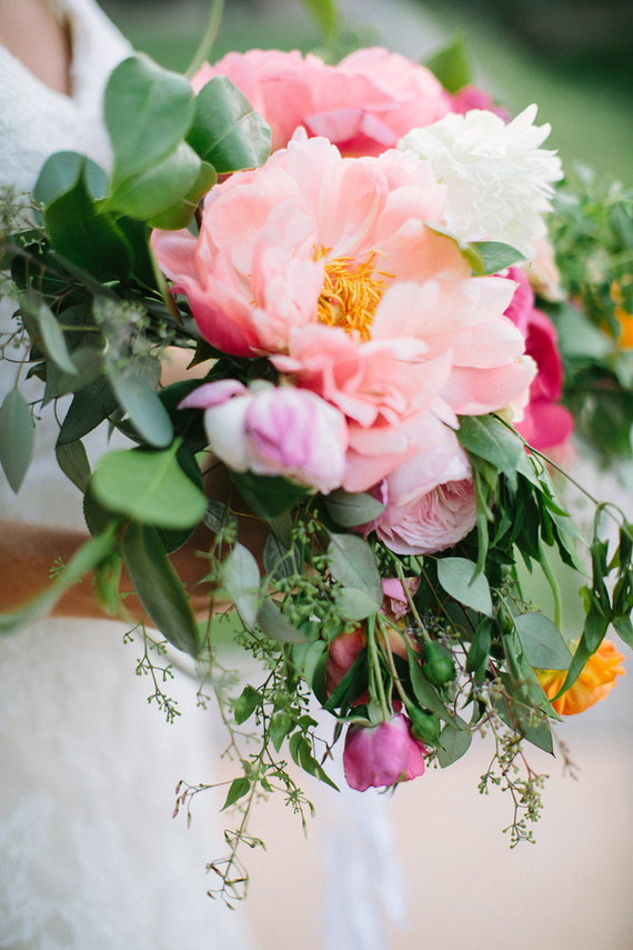 Spring wedding florals
