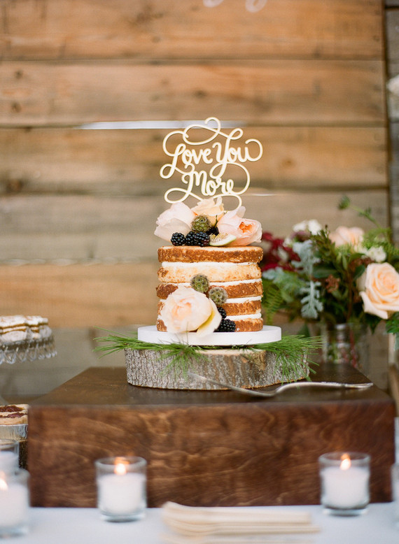 Rustic wedding cake display
