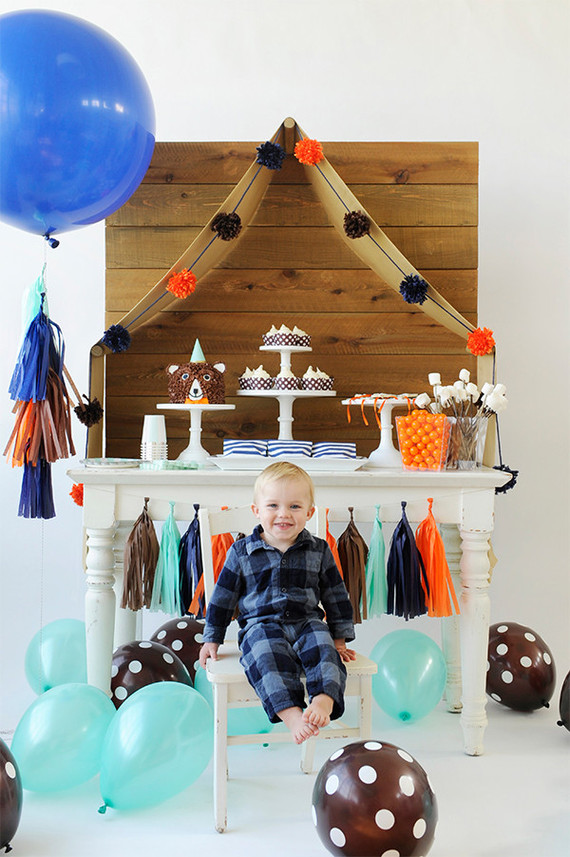 Woodsy first birthday party from Happy Wish Co Inspiration